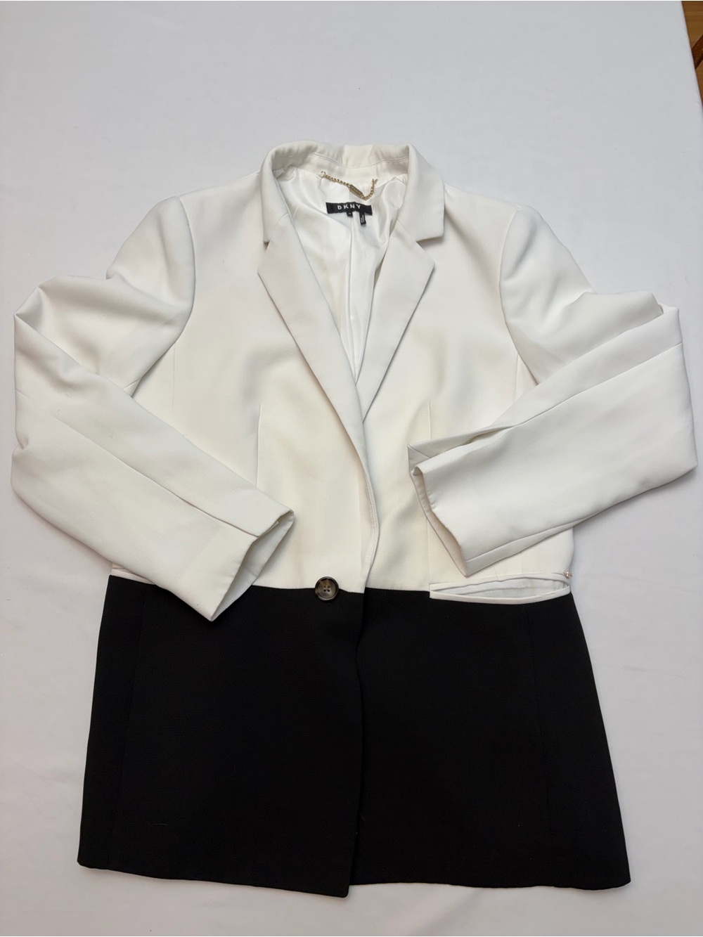 DKNY Black White Colorblock Blazer Jacket Size 12 Single Button Modern Workwear